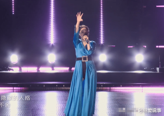 乘风破浪的姐姐|离了大谱！《浪姐》从高端励志节目，堕落成大型“卖肉”现场