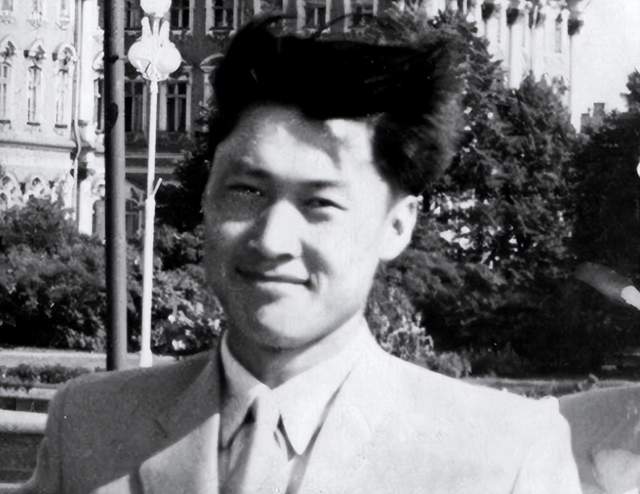 1979年钱学森力荐一年轻人,25年后成中国航天功臣,获500万奖金