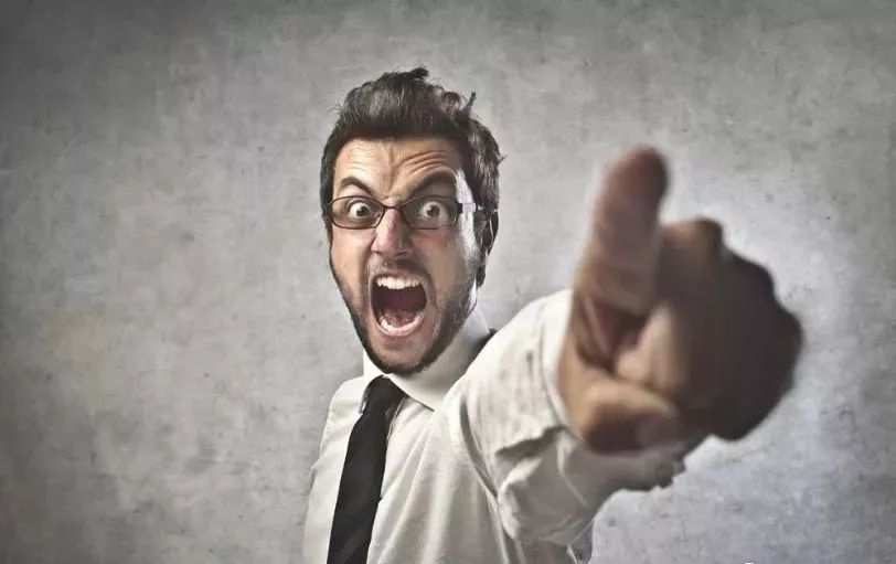 苹果|在单位里,千万重视这18个细节!