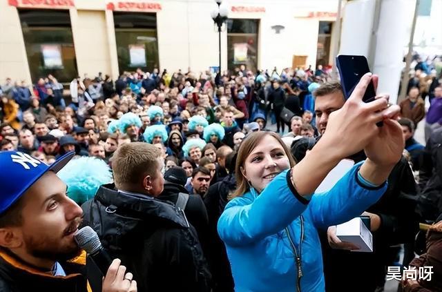 苹果退出俄罗斯,美媒强行炒作,称若台海爆发冲突,中国是下一个