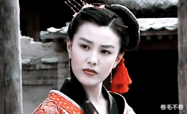 黄圣依|“大长脸”也好看的8位女星，个个明艳大气，高级感十足