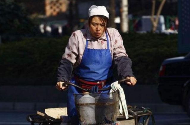 萧亚轩|《潜伏者》拍摄完毕，演员阵容非常的强大，全都是一些实力派演员