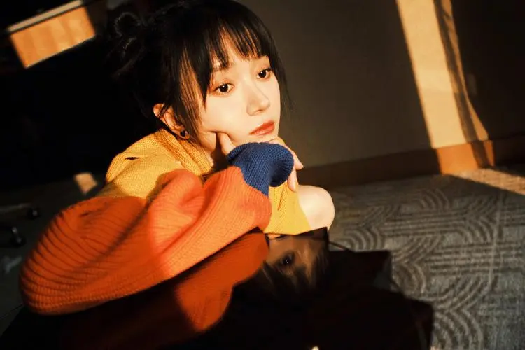 卜冠今|29岁卜冠今，尽显老态，演青春偶像剧女主太出戏