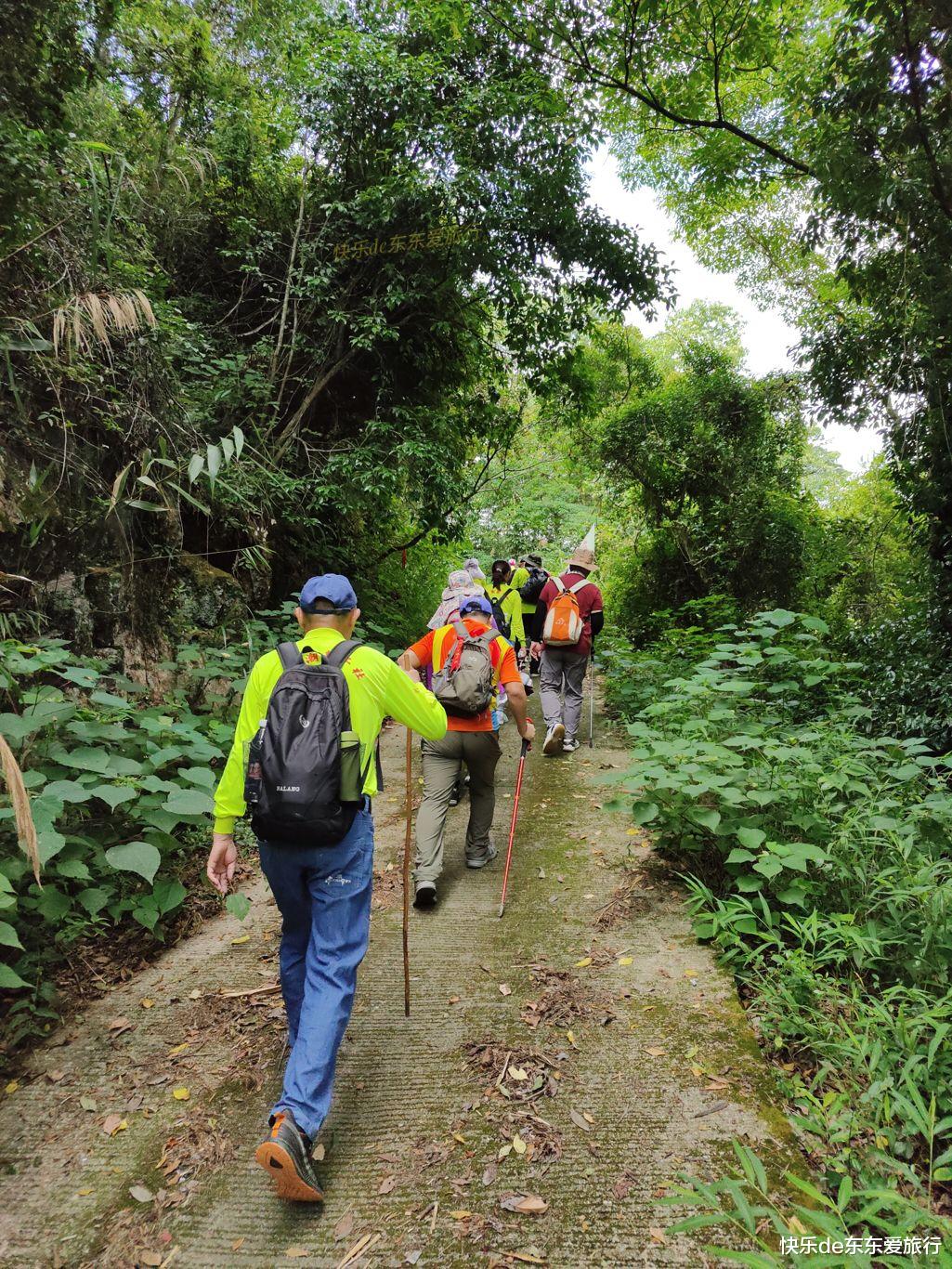 贵州|盛夏行水泥路徒步登山，我们为何不怕热？梅县墩子岃潮塘之行实拍