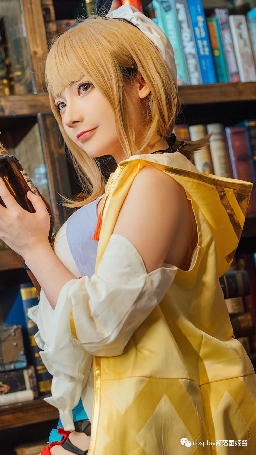 |cos：喜欢冒险的莱莎cos正片@是三不是世