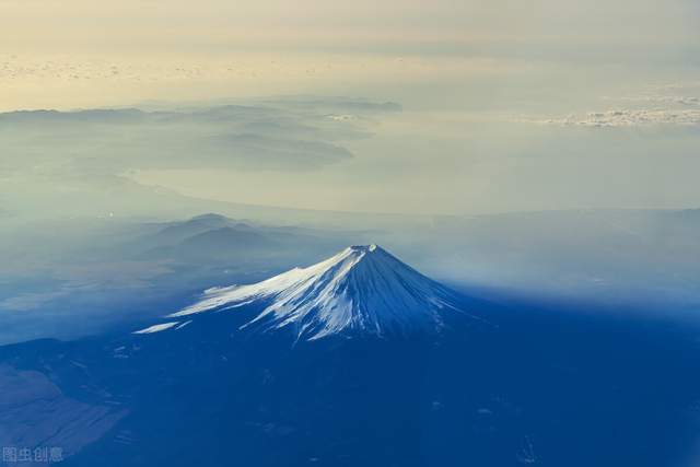 日本火山喷发，烟柱有3400米高，鹿儿岛樱岛火山对人类影响大吗？