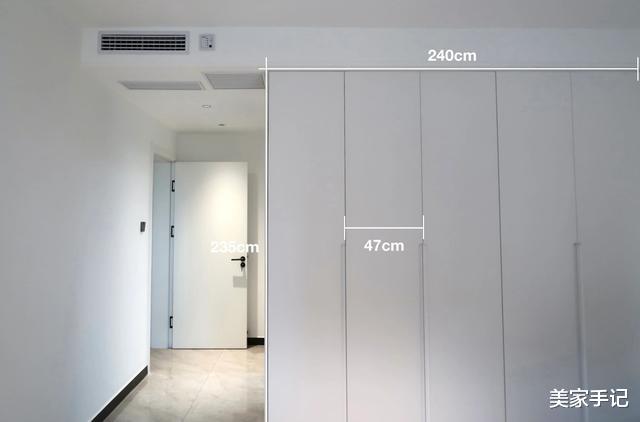 她家162㎡,一进门客厅就把我迷住!全屋时尚高级,挑不出毛病