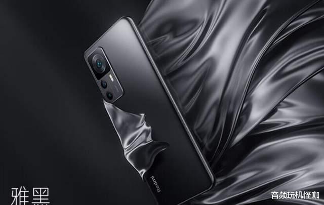 中兴|品牌并非判断手机的唯一标准,两台手机对比,合理看清手机背后