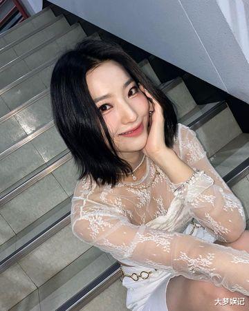 李赛纶|“乐童”李灿赫爆热恋女团偶像!疑IG传情照被挖,被爆:交往3年
