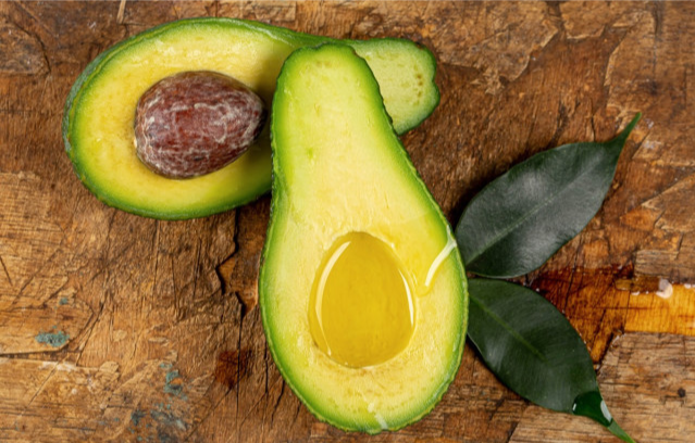 高血脂|血脂高的人能吃橙子吗?哪些水果是高血脂的“助推器”?了解一下