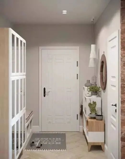 去参观朋友新房，谁想一进门我就愣住了，只能说太尴尬了