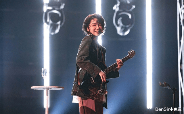 胡杏儿|姐学之2022：人生大赢家柳翰雅，芒果弃子赵樱子，冲上云霄胡杏儿