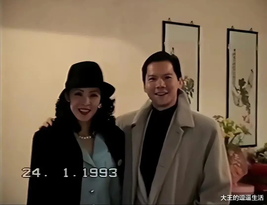 关之琳|向太陈岚年轻时跟关之琳等人的合照，颜值出众，引发了网友的热议！