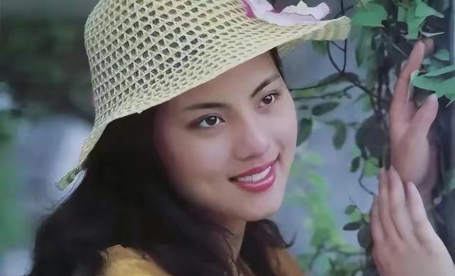 罗烈|乐韵的悲惨人生:辞演87版红楼梦,与罗烈私奔,被抛弃后绝望自杀