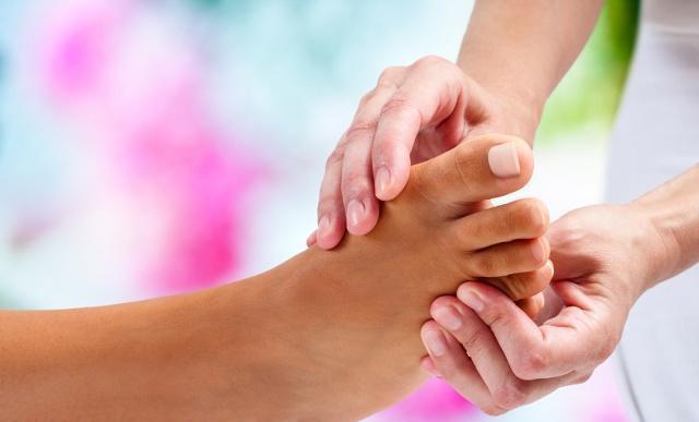 肝脏|“肝”好不好看脚,脚上若没有这几点变化,说明肝还挺干净的