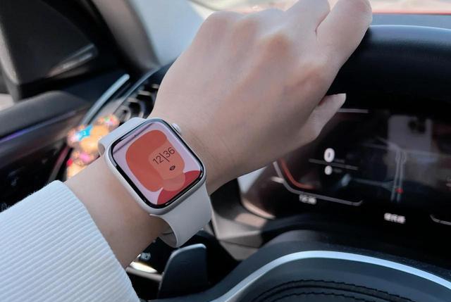 Apple Watch|Applewatch为什么能稳坐智能手表头把交椅？
