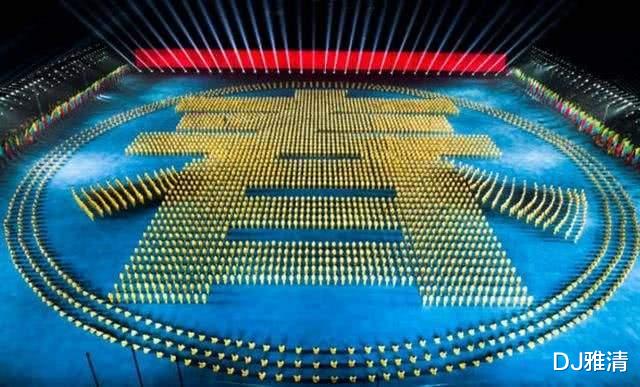 央视春晚|2022年央视春晚，最惊艳的全是小朋友，武功小子和摆舞女孩令人难忘