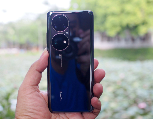 苹果|华为手机运行可靠性有保证,质量也好,性能更好