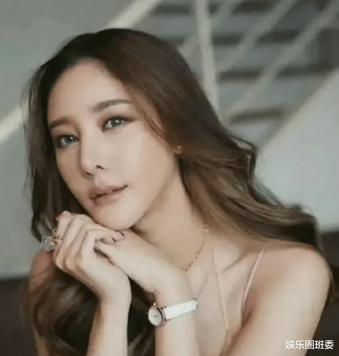 tangmo|已故女星社交平台突然更新，晒去世当天合照，称遭好闺蜜陷害