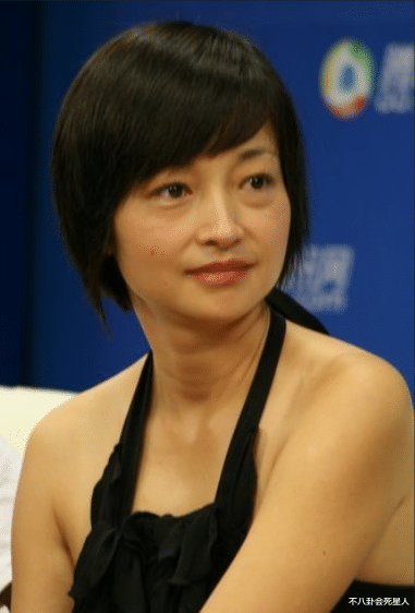 王心凌|“甜妹”女星人到中年: 割子宫、走美艳风，有人脸成“发面馒头”