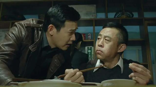 侯勇|老戏骨侯勇：娶3任妻子仅生一女，与90后娇妻结婚4年仍未孕