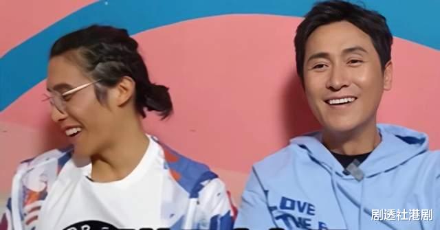 马德钟|马德钟吃素后状态冻龄!父子罕见同框,网友:爸爸看着比儿子年轻