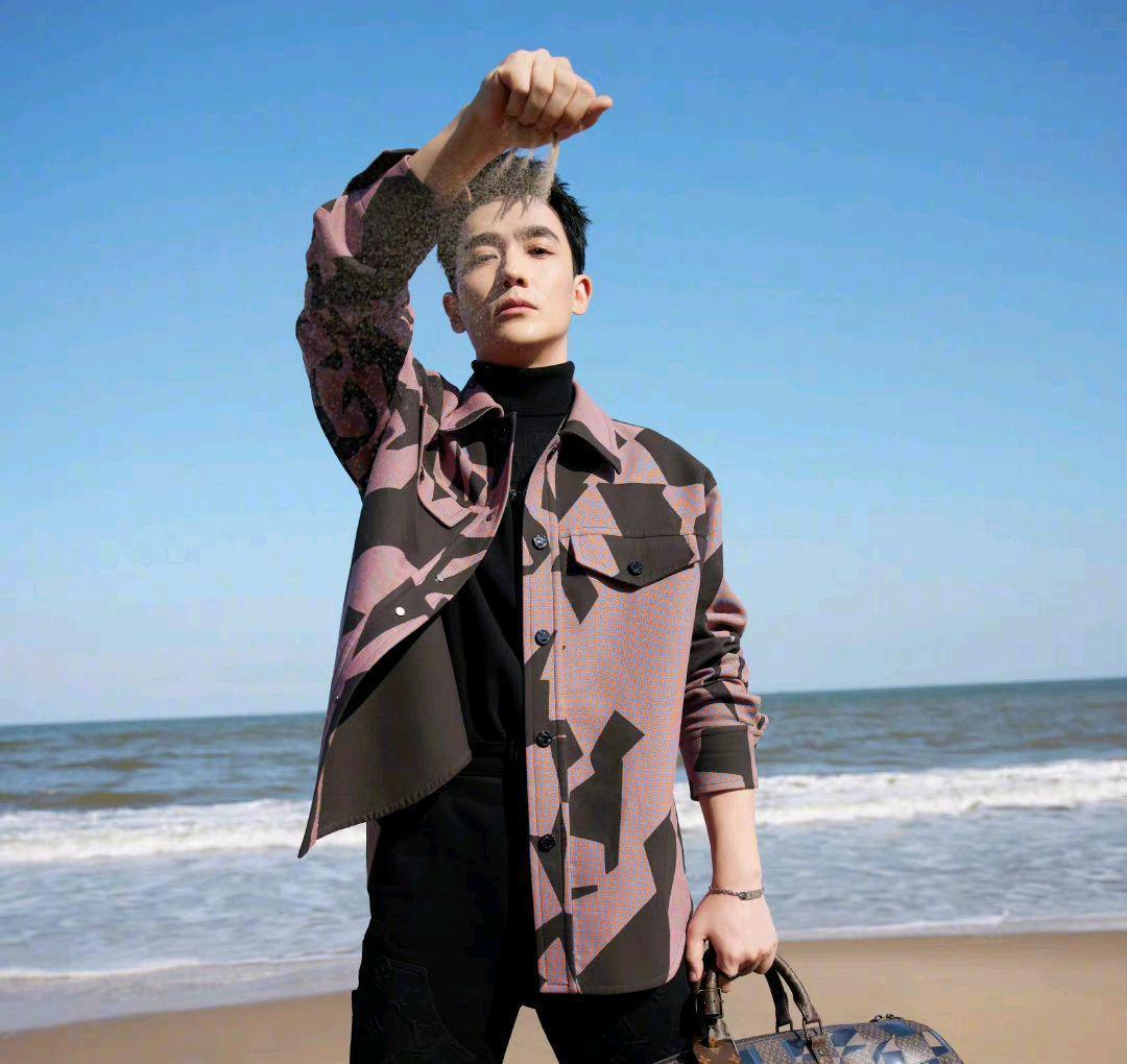 跨年|《湖南卫视》跨年全阵容揭晓!4顶流加20位大牌,均为官方认证