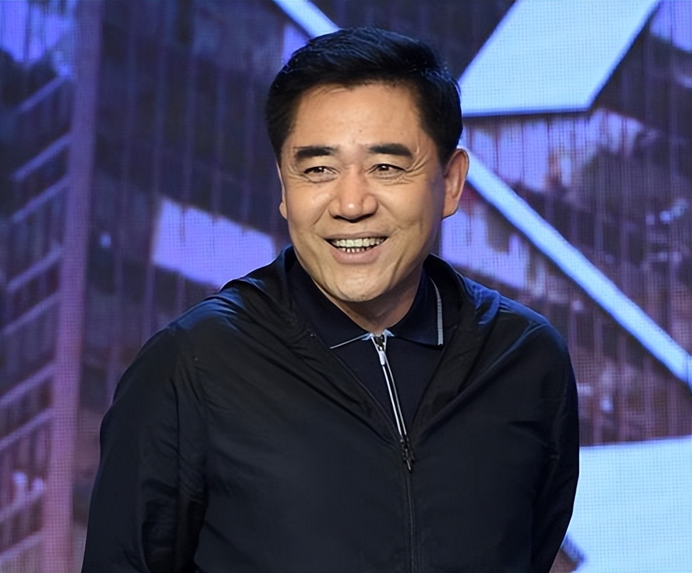 陈宝国|山河月明：陈宝国儿子陈奕丞，被父亲力捧多年，却始终不温不火