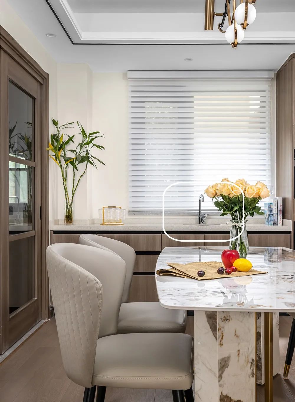 餐厅好不好用,还得看餐边柜,这6种组合现在最流行,美观又能装