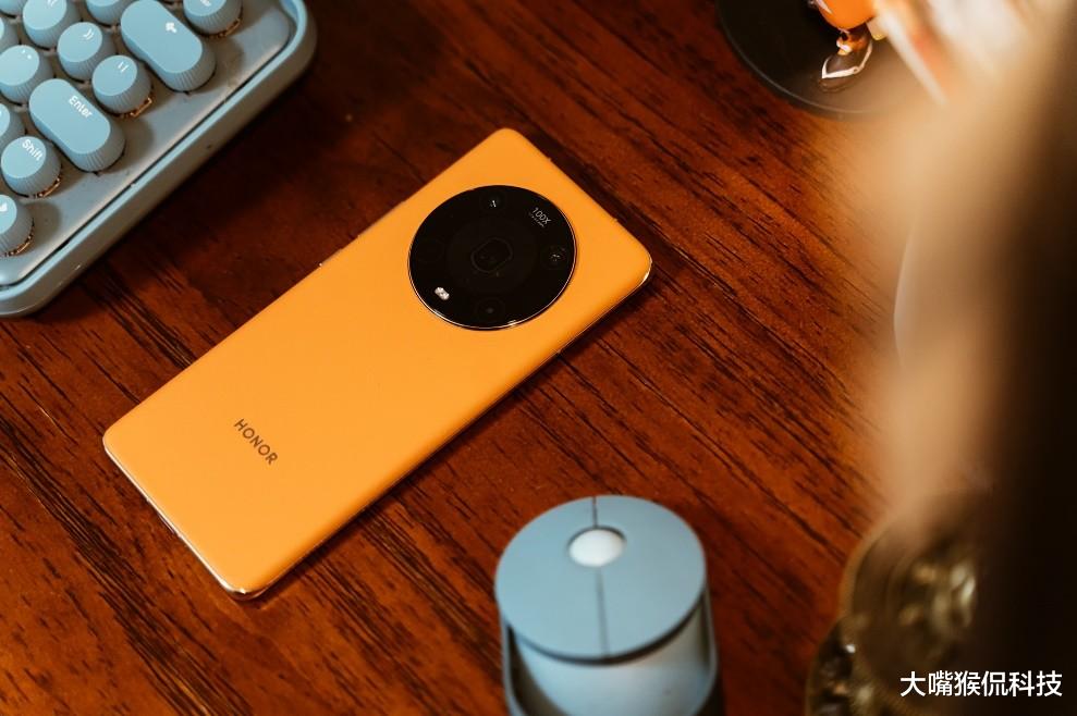 oppo reno|荣耀中端手机市场产品香不香？为什么逐渐开始没有热度了？