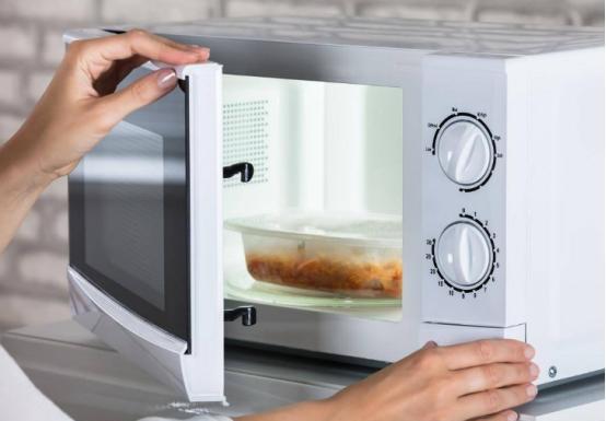 微波炉|年销量曾超过一亿台!微波炉是如何输掉家电战争的?