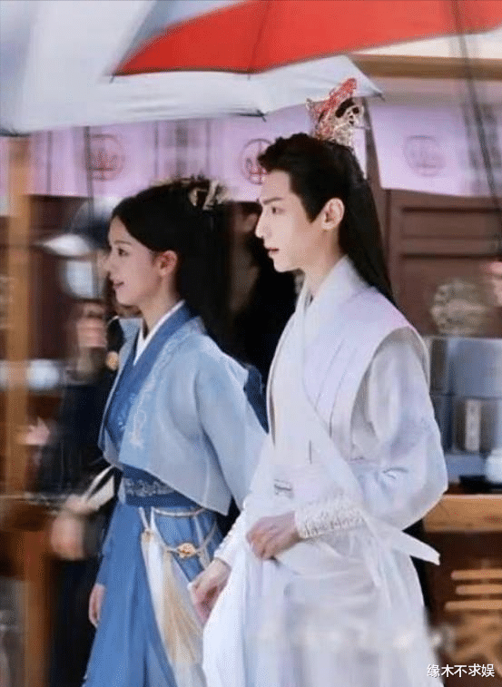 陈瑶|28岁陈瑶成为新公司一姐，师兄罗云熙祝贺，罗云熙粉丝评论扎心