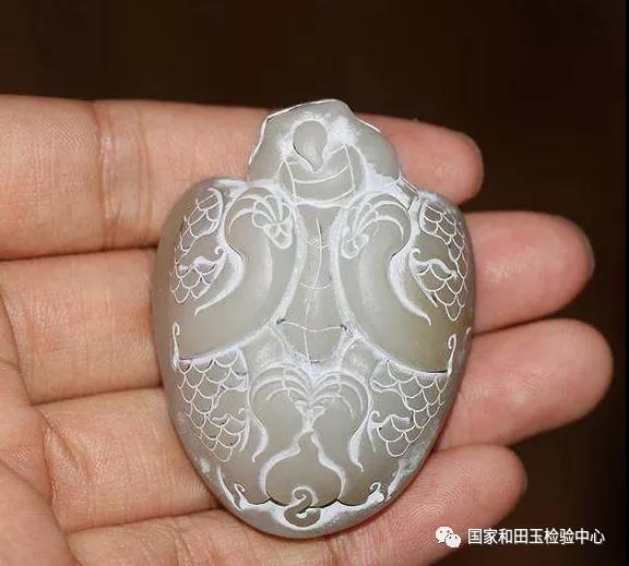 雕刻|如何用肉眼鉴别和田玉