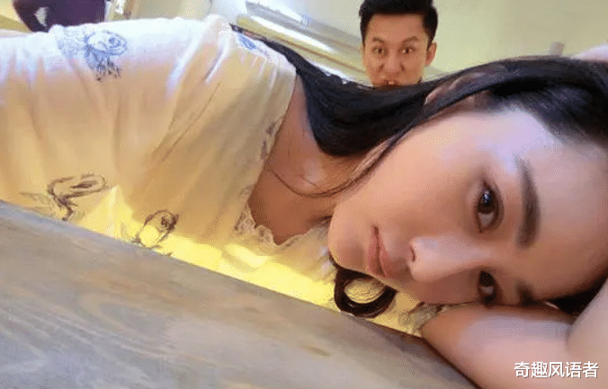 李晨|京圈富豪李晨拥有豪车无数,住在价值九亿的四合院,让六位顶流女星献上芳心