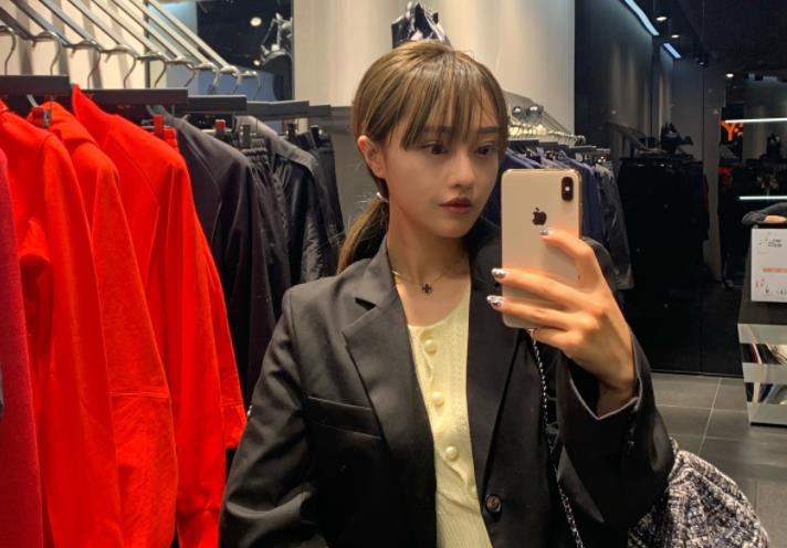 娜美|辛巴合伙人伽柏，直播称赞胜仔，直言娜美“不像主播，不懂感恩”