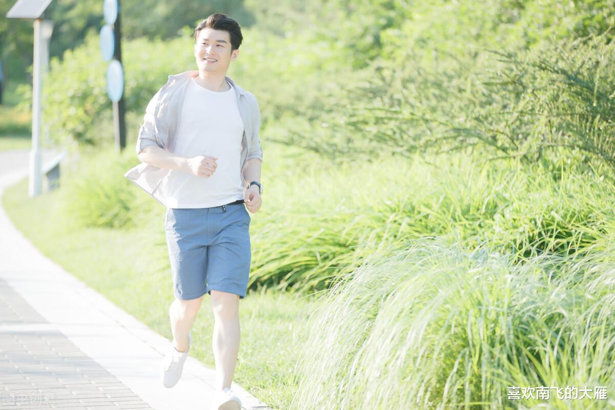 发型 男生怎样才能变帅？