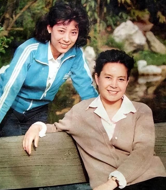 关牧村|关牧村带着儿子改嫁，前夫王星军孤身一人，什么造成这么大反差？