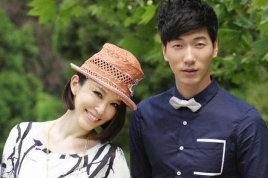 张亮|复合?张亮称前妻为太太!一家四口滑雪度假,与寇静牵手好恩爱