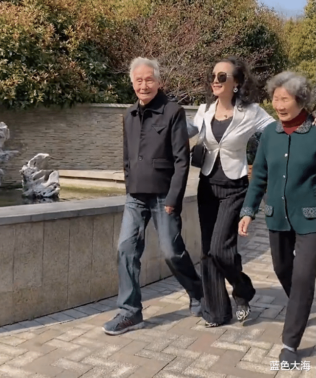 押金|雪瑞姑姑：前沃尔玛副总裁，61岁宛若少女，贵妇生活“壕无人性”