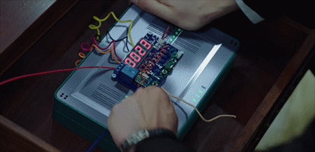 警察 警察和毒贩炒CP，洗剪吹发型当卧底，这是缉毒版“雷霆战将”？