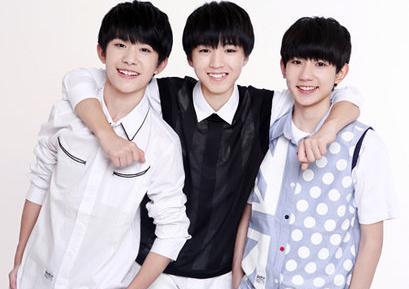 易烊千玺|易烊千玺《满江红》官宣，眼神忧郁神情悲凉，有超出年龄的成熟感