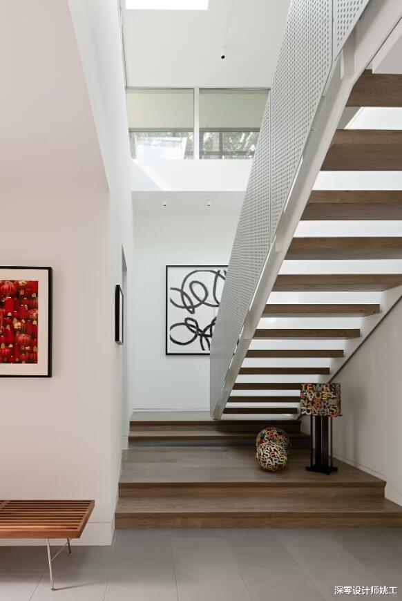 要是我有套独栋别墅,院子、户外桌椅、游泳池统统安排上,想想都爽