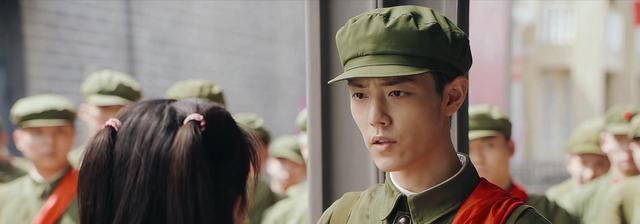 白敬亭|刷完《王牌部队》,再把三个女人放一起看,差别就出来了