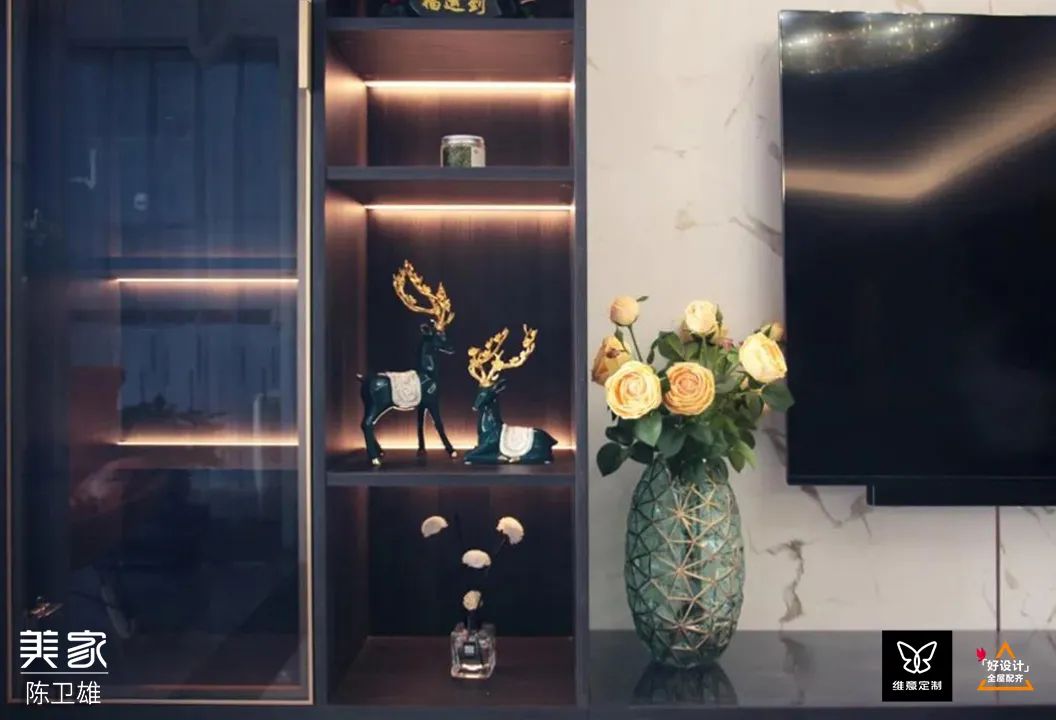 不顾全家反对,强行打2个玄关柜,还封了阳台,家人看完真香了!