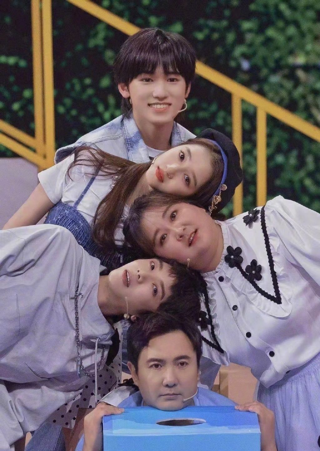 宋亚轩|宋亚轩发文和王牌对王牌说再见,不说再见,期待宋亚轩再次相逢