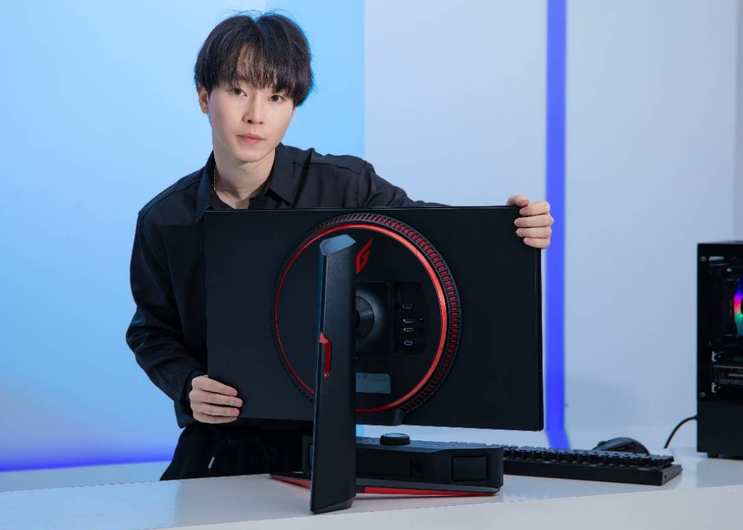 显示器|玩游戏和学习必备的装备:LG电竞显示器+游戏音响,你爱了吗