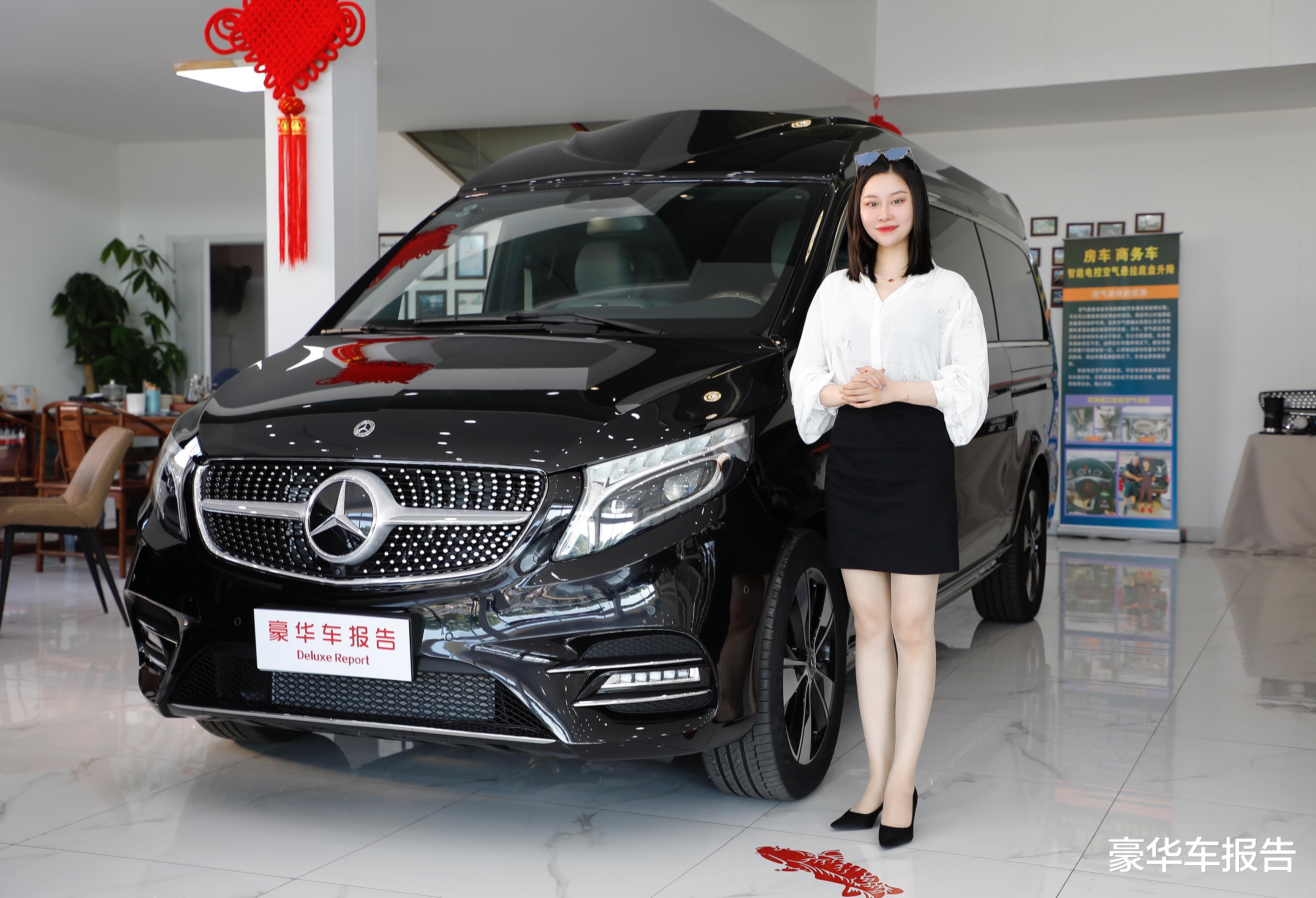 错过等一年！奔驰官方授权7座保姆车，10多万的豪华装修全都送？