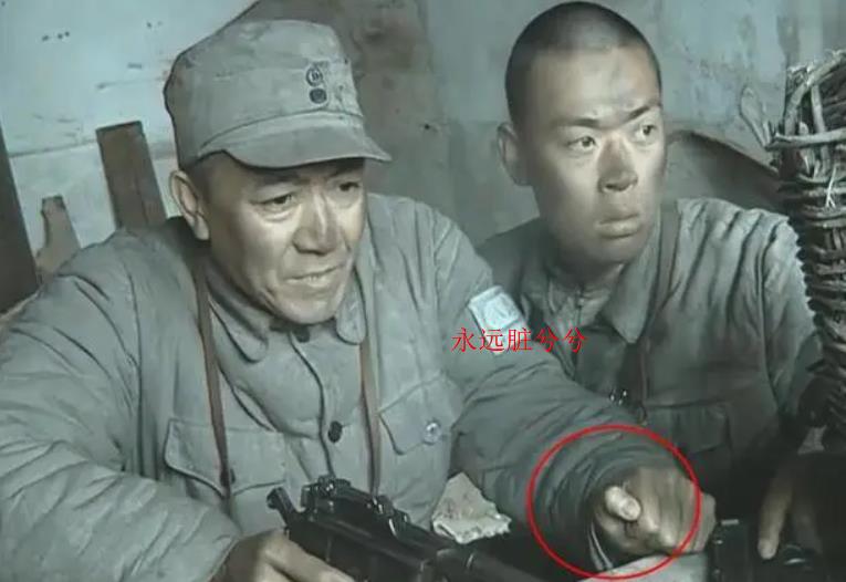 亮剑|亮剑:这样精彩的细节刻画,和别的剧一对比,差距立刻就出来了