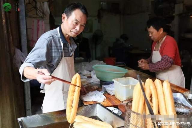 早餐店，大概都是这么倒闭的，竞争只会越来越大吧