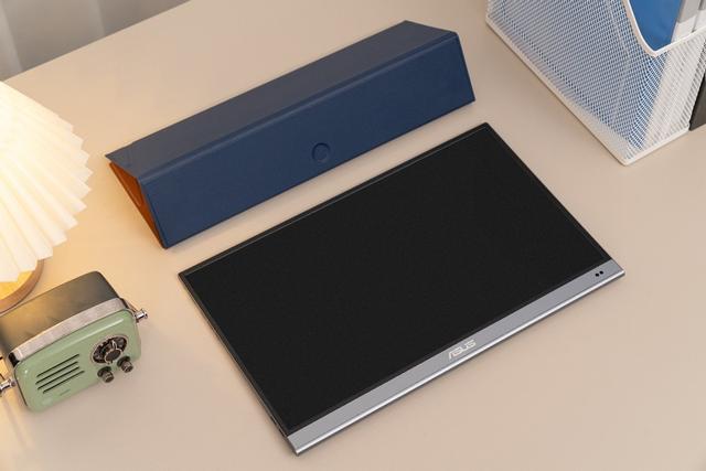 色域高更轻薄 华硕ZenScreen OLED MQ16AH便携显示器测评
